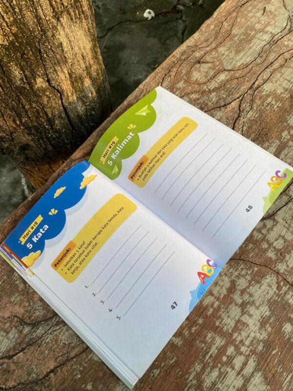 30 Hari Berlatih menjadi Penulis Cilik (Level 1) Pinisi