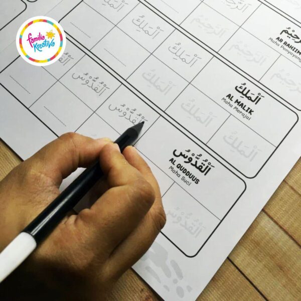Menulis 99 Asmaul Husna (FamiliaKreativa)
