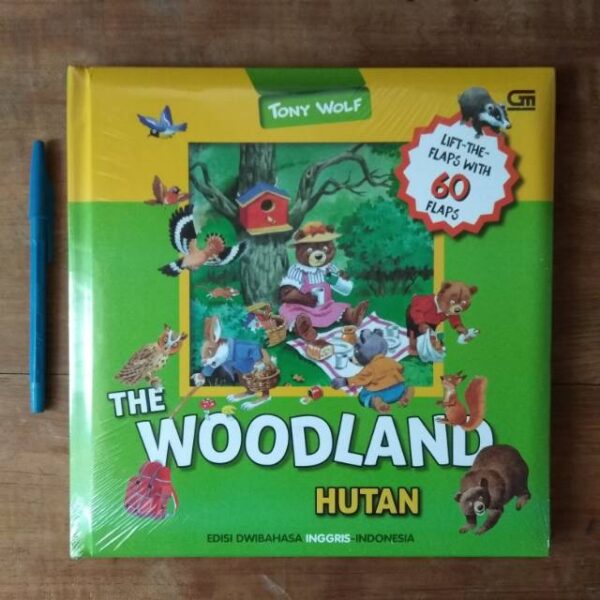 Boardbook The Woodland / Hutan (Tony Wolf) (Gramedia)