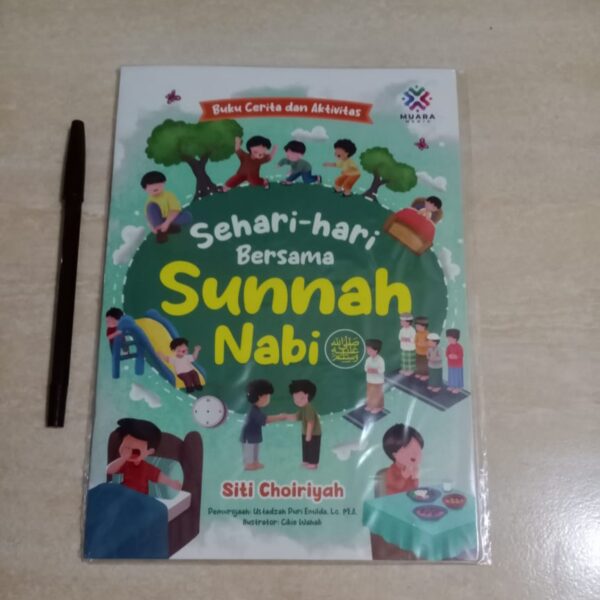 sehari-hari-bersama-sunah-nabi-bacaanmedia-1722313160041.jpg Sehari-hari Bersama Sunah Nabi (BacaanMedia)